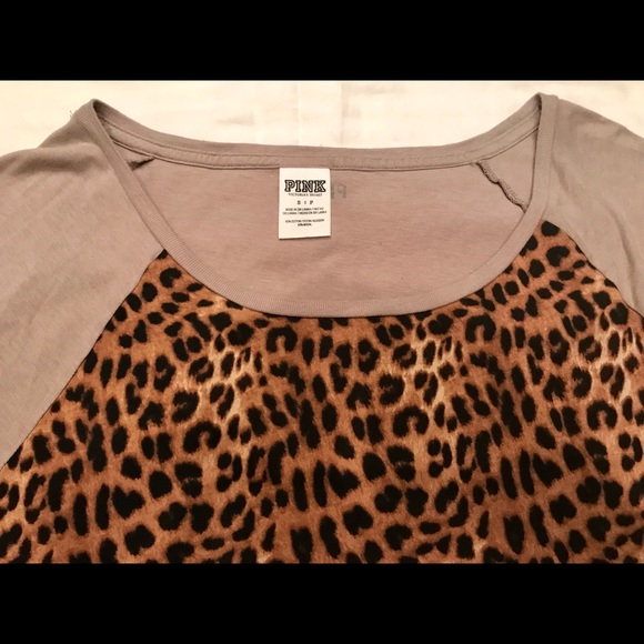 Victoria’s Secret PINK Leopard Long Sleeve - Picture 2 of 2